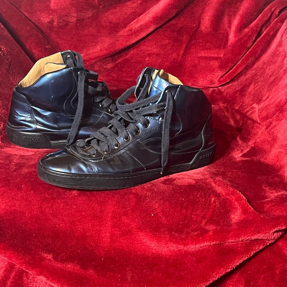 Bally Glossy Dark Blue High-Top Sneakers